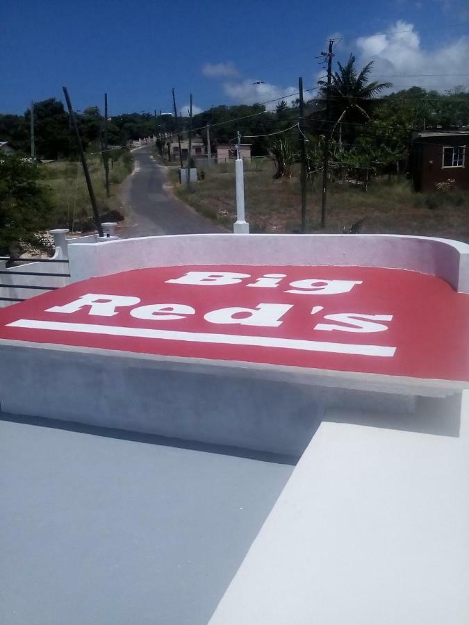 Big Red'S Hotel Bull Savanna Exterior foto